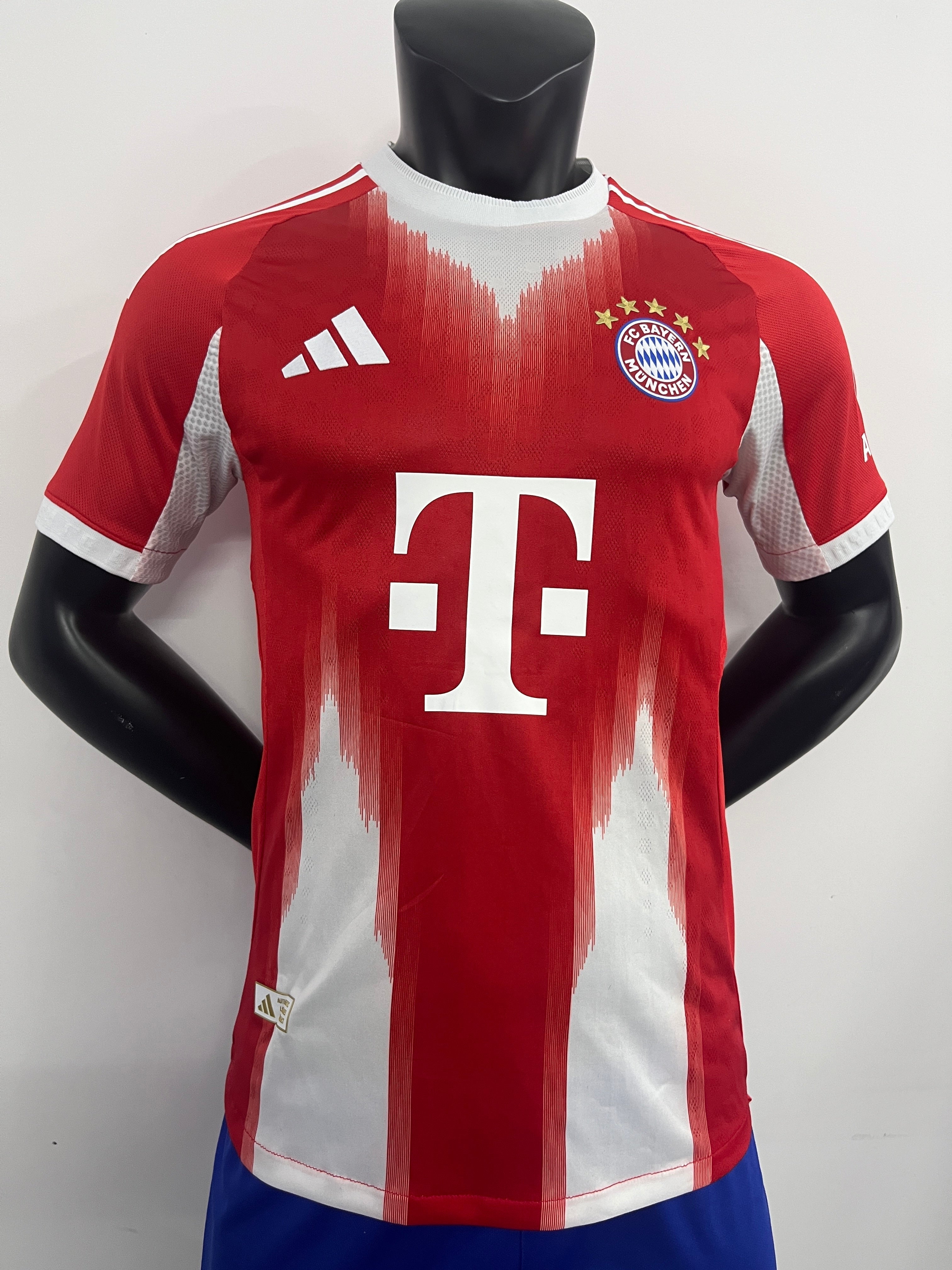 BAYERN MUNICH DOMICILE 25/26