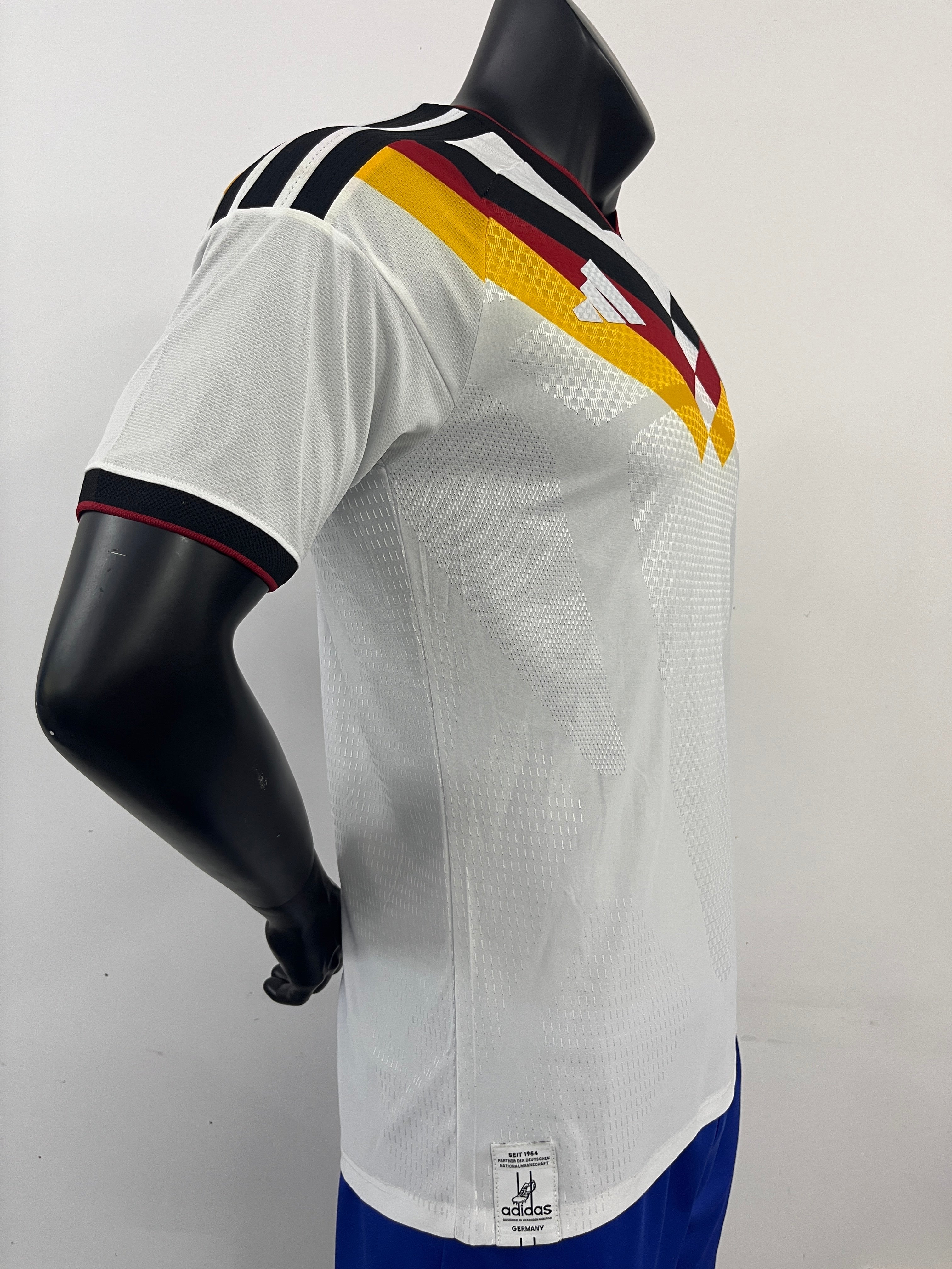 ALLEMAGNE DOMICILE 26/27