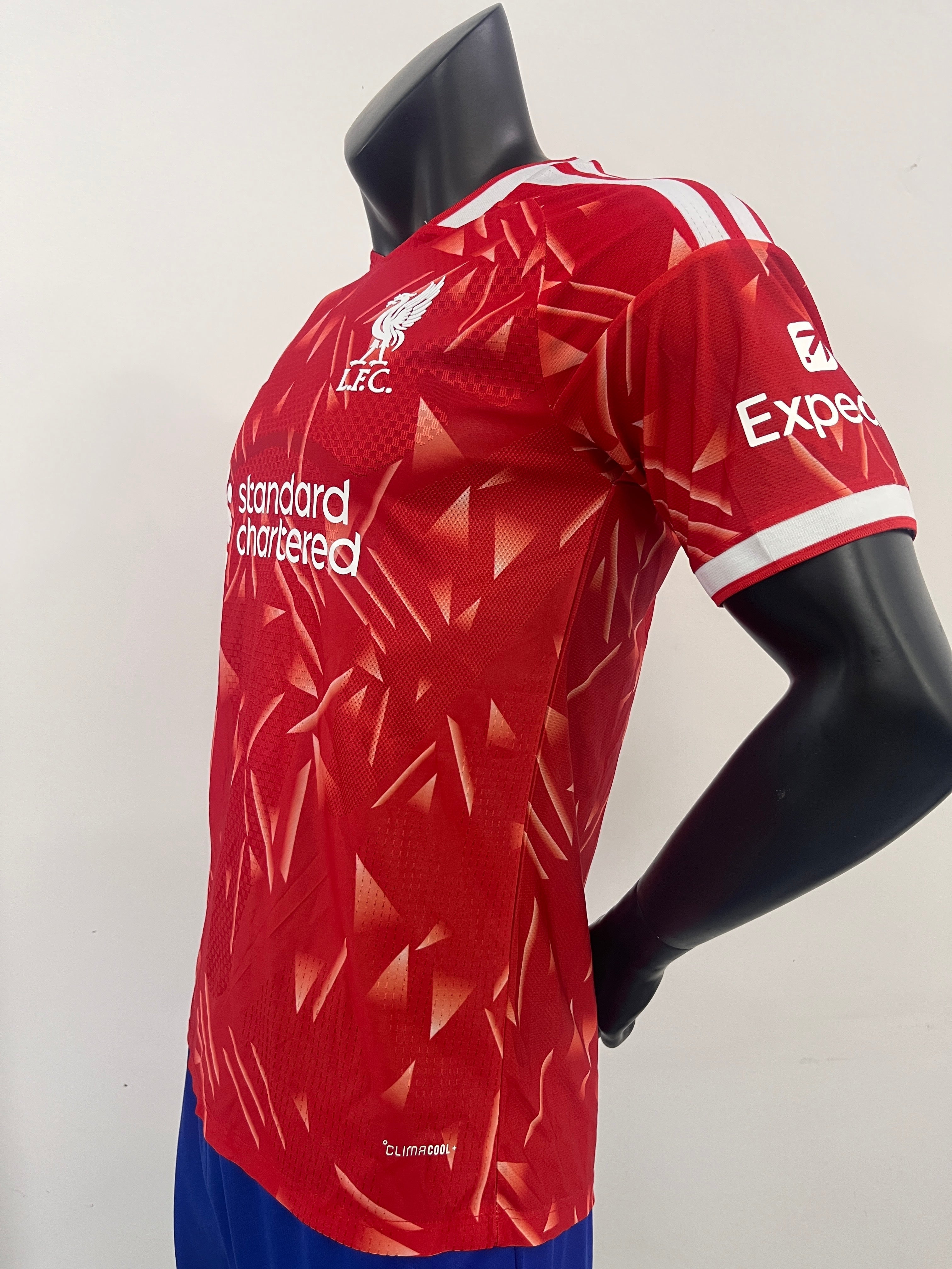 LIVERPOOL DOMICIL 26/27